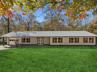 528 River Lakeside Ln, Woodstock, GA 30188