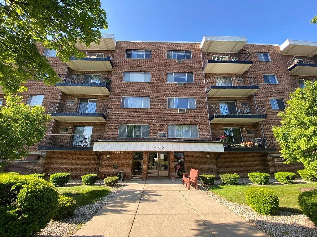 1 bed, 850 sqft, $1,895 — Photo 2