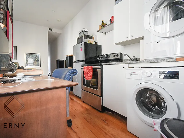 199 Java St #3R — Photo 6