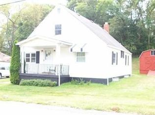 237 Maple Ave, Oakdale, PA 15071