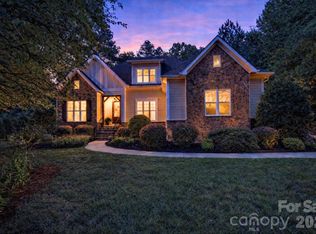 134 Lakeshore Hills Dr, Mooresville, NC 28117