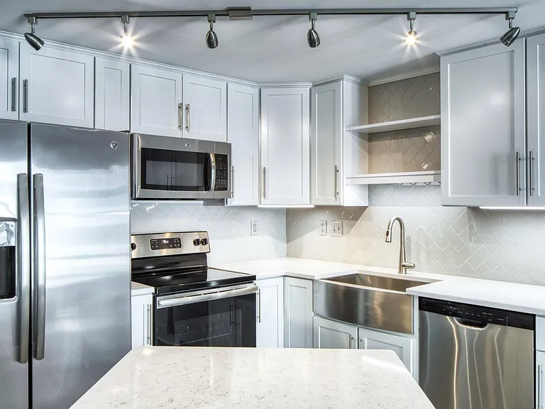 Show off this fabulous kitchen or keep it all to yourself - it's up to you, but we can't keep this kitchen design a secret!