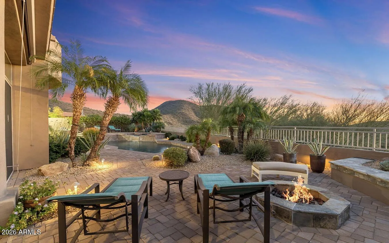 4 bed, 3.5 bath, 3922 sqft, $7,500 — Photo 1