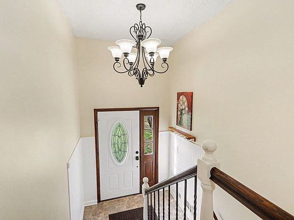 5th image of 1409 Bacon Ave