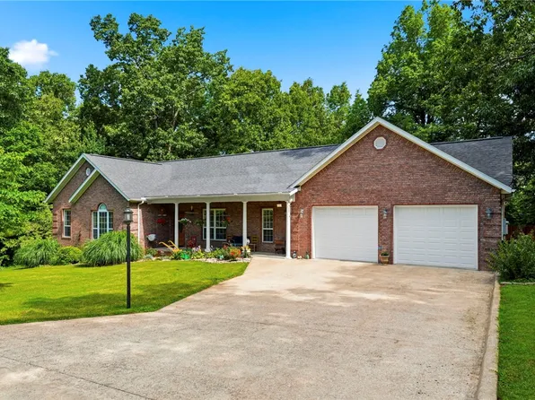 1776 Austin Walker Ct, Harrison, AR 72601