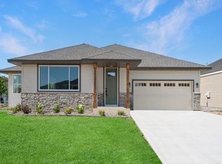 1257 Willowbrook Cir, Delano, MN 55328