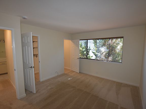 5th image of 185 Union Ave APT 18