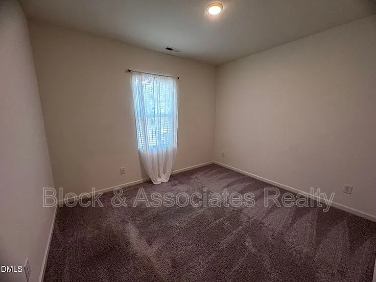 115 S Keatts Winner Ct — Photo 9