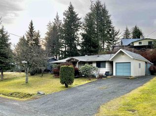 223 Lakeview Dr, Sitka, AK 99835