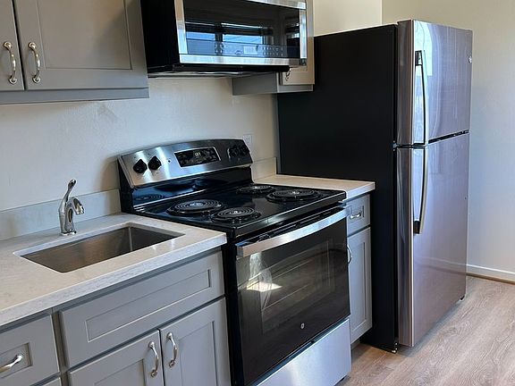 5th image of 8001 Geary Blvd #2