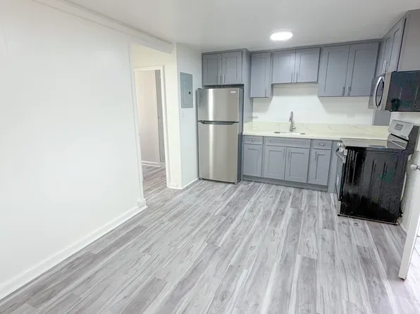 849 Hauoli St APT 2, Honolulu, HI 96826