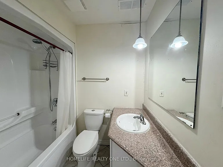 135 James St S #314 — Photo 6