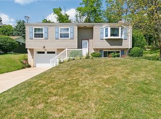 100 Kathy Dr, Hunker, PA 15639