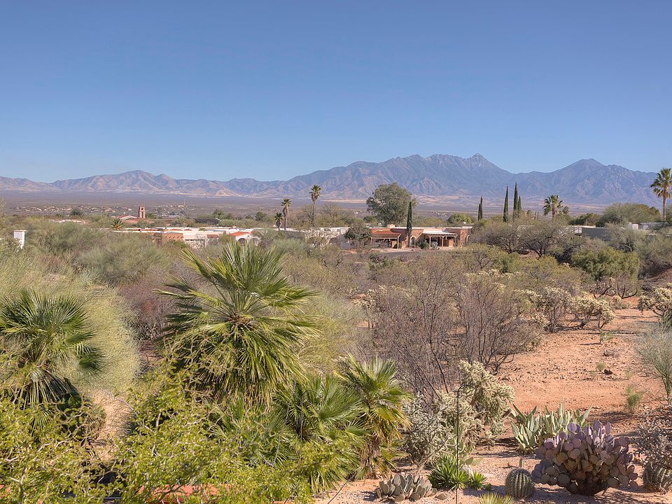 1st image of 561 S Paseo La Ruida Cir