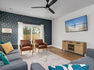 736 10th Ave S, Jacksonville Beach, FL 32250