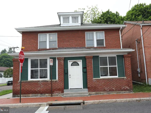 33 S Water St, Frostburg, MD 21532