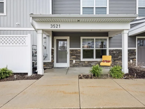 3521 Crystal River St SW, Wyoming, MI 49418