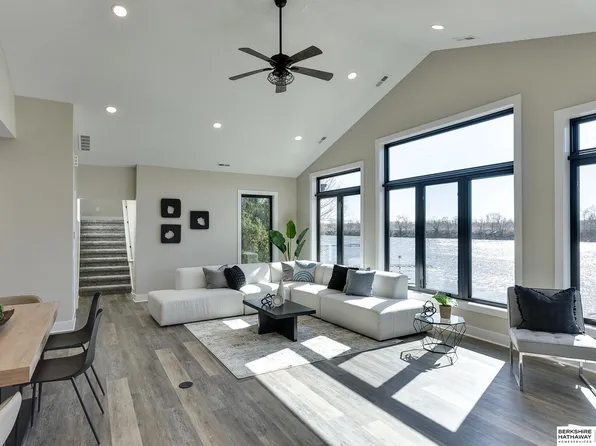 2811 Annabelle Dr, Bellevue, NE 68123