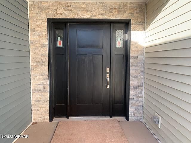 2nd image of 7 Gibson Ct