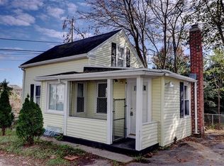130 Fountain St, Woonsocket, RI 02895