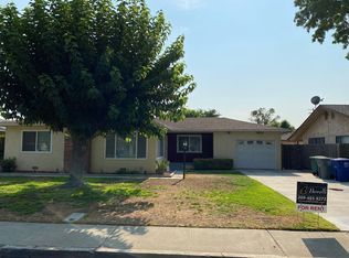 1130 Delaware Ave, Los Banos, CA 93635