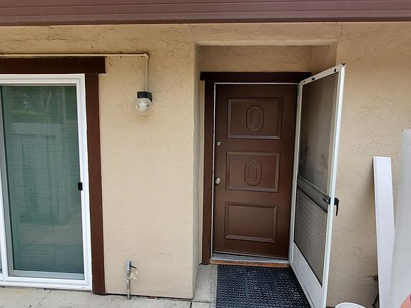 2nd image of 3218 Parkhaven Dr