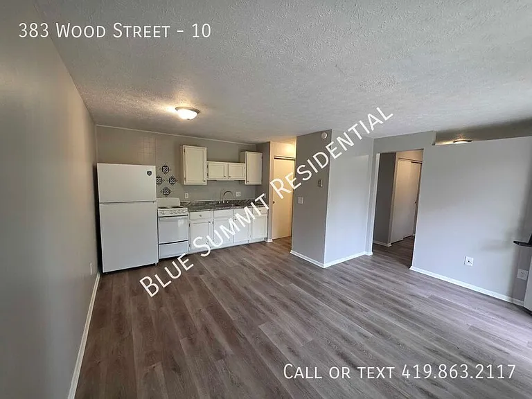 383 Wood St #10 — Photo 8