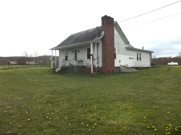 15 Blessings Abound Ln, Mabie, WV 26278
