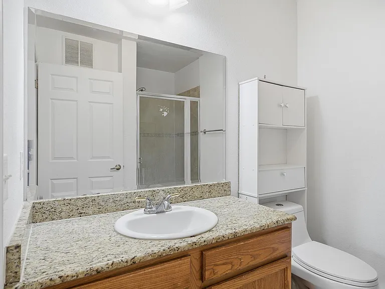 4600 E Moody Blvd #1P — Photo 21