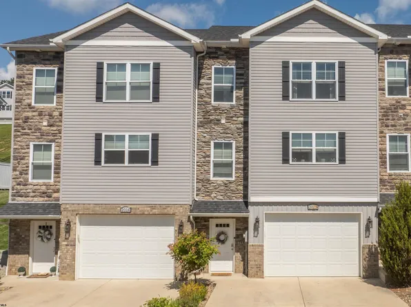 2012 Mountain Ash Ln, Morgantown, WV 26501