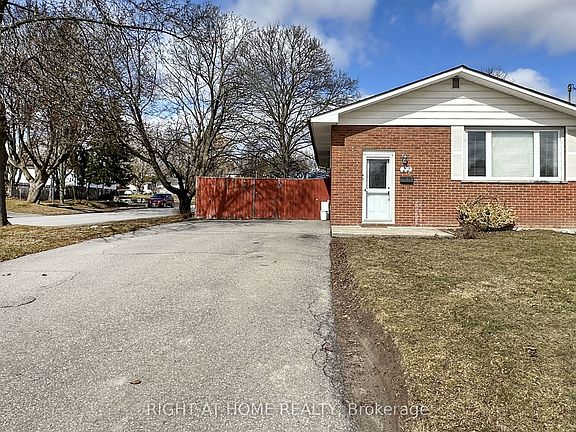 2nd image of 22 Sunset Rd