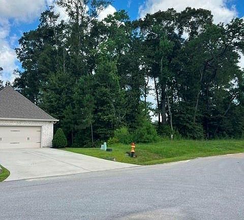 5th image of 2069 Begue Ln