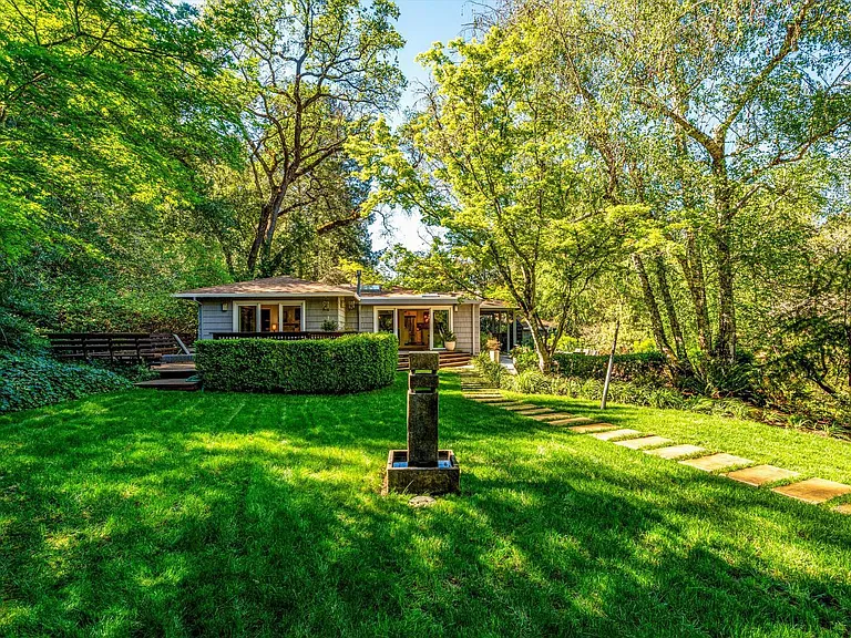 850 Conn Valley Rd — Photo 64