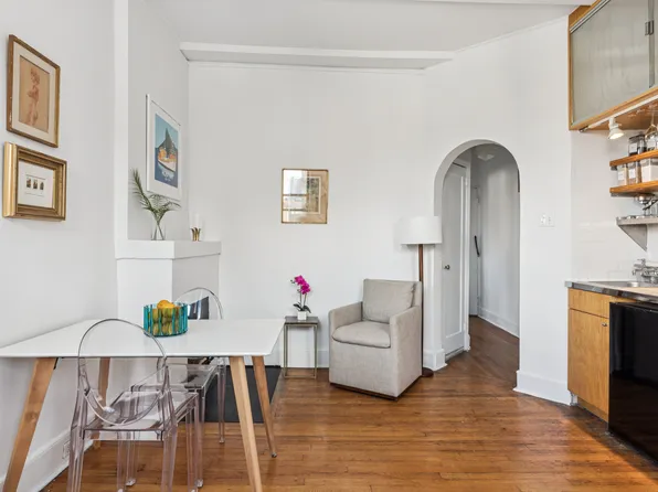 55 Morton Street 7M image 2 of 8