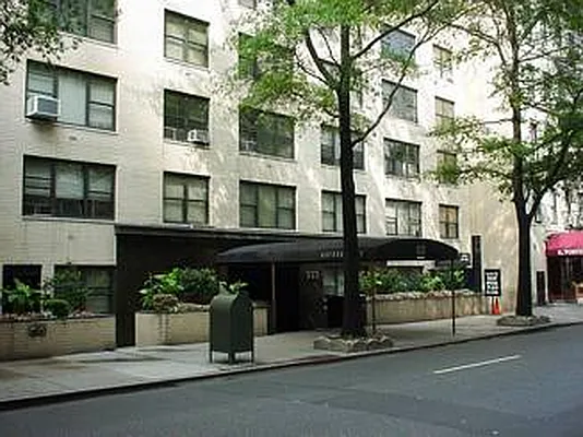 Rented by Carroll Group Residential Inc | media 6