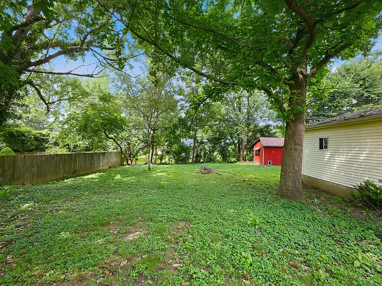 141 Zandale Dr — Photo 22