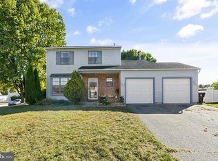 1 Howell Pl, Sicklerville, NJ 08081