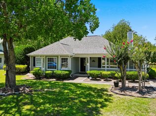 415 Lake Park Dr., Myrtle Beach, SC 29588