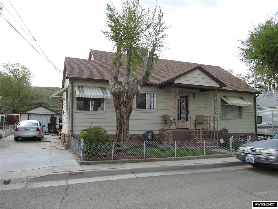 1st image of 707 McTee St