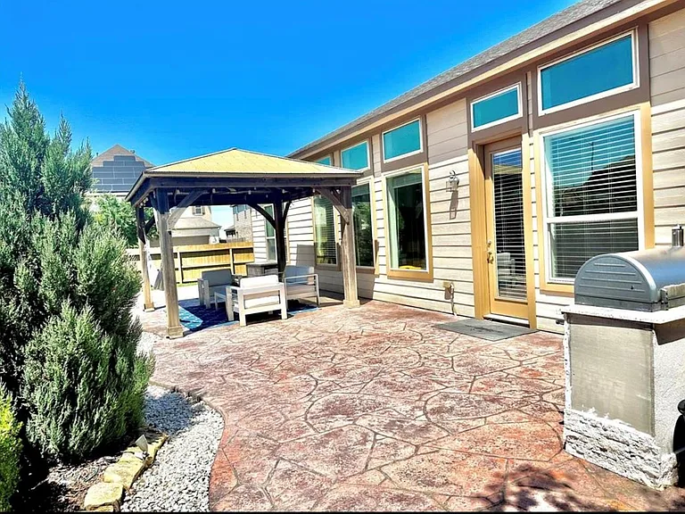 1110 Penny Ranch Ln — Photo 29