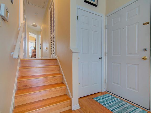 5th image of 1454 West Ave 2-fl 2