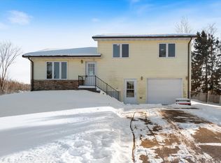 500 1st St SW, Hinckley, MN 55037