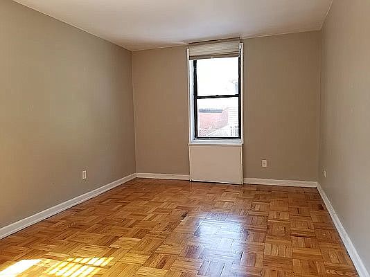 5th image of 60 E 17th St #3G