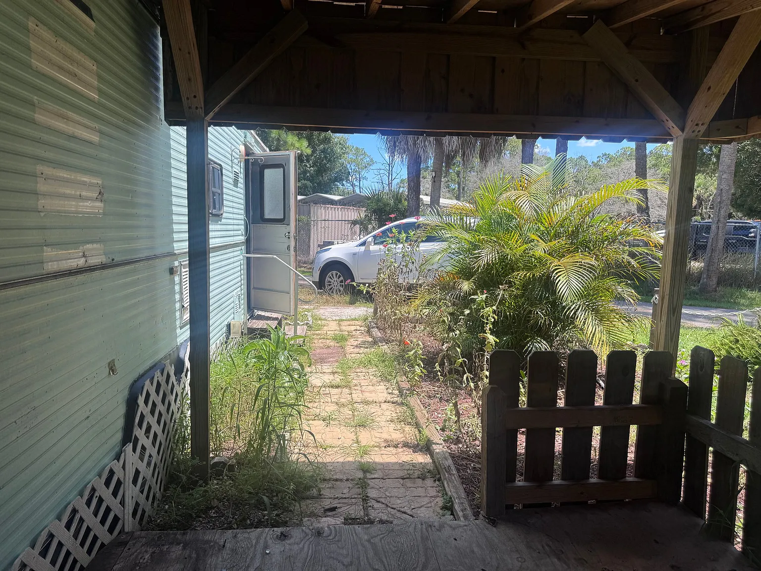 Affordable 1BR Mobile Home in Hibiscus MHP - $1,000 — Photo 3