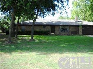 518 Rocky Acres Rd, Cedar Hill, TX 75104