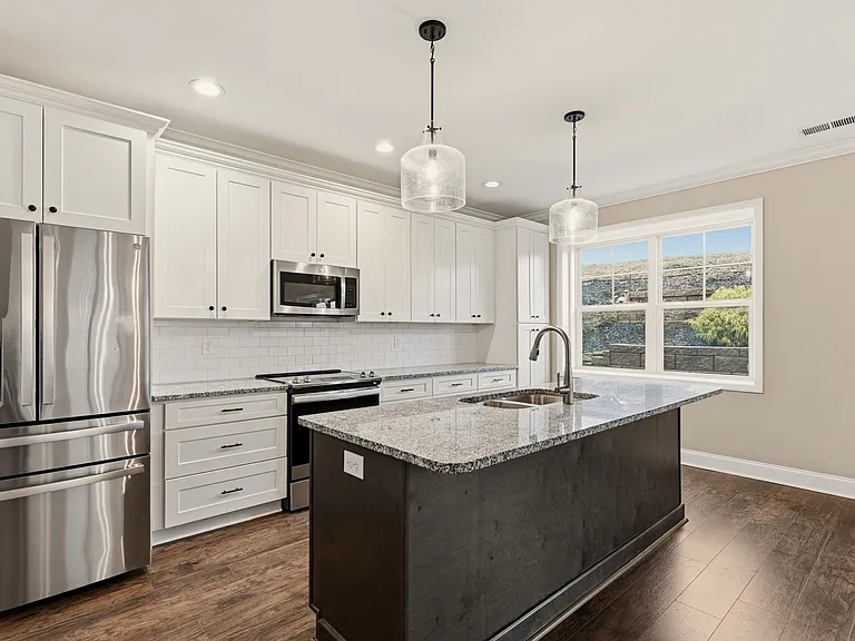 9924 Winding Hill Ln — Photo 19
