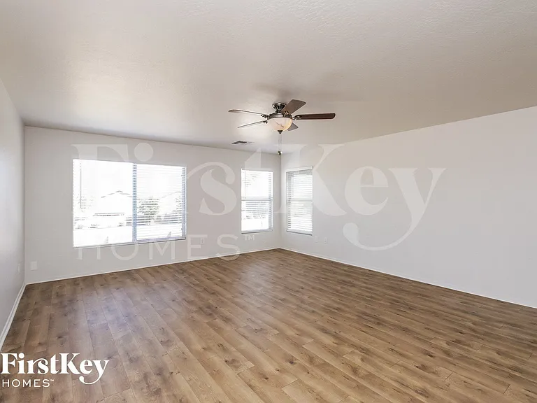 31315 N Shale Dr — Photo 6