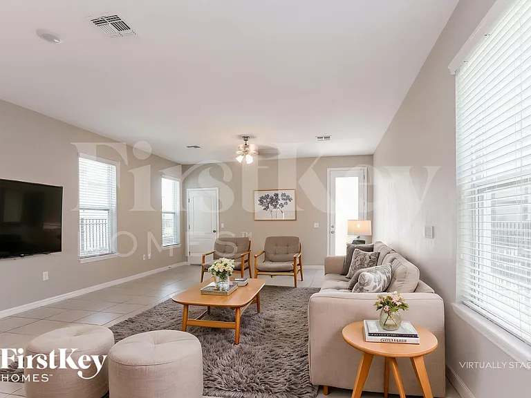 7143 Bowspirit Pl — Photo 3