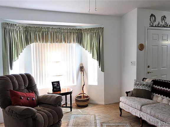 5th image of 2356 E Willowleaf Dr