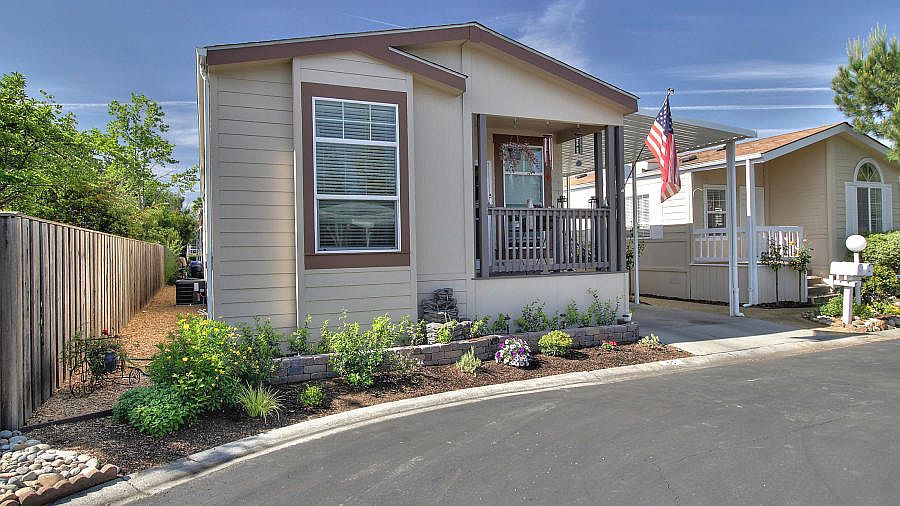 1st image of 55 Timber Cove Dr
